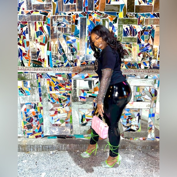 Pink purse - Picture 16 of 16